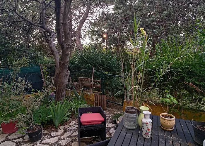 Un Jardin En - Celleneuve Lejlighed *