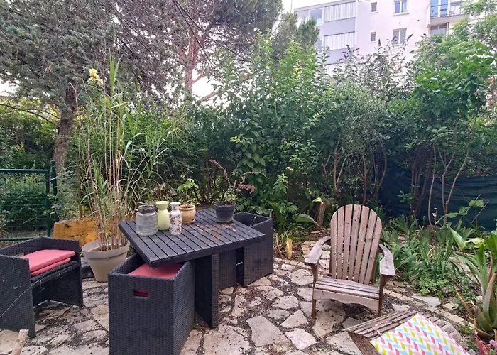 Un Jardin En - Celleneuve Lejlighed *